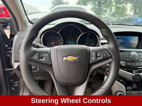Used 2015 Chevrolet Cruze LT w/ Sun And Sound Package FWD image 15