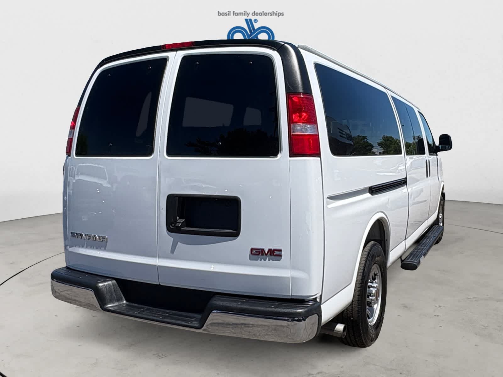 Used 2025 GMC Savana 3500 LT w/ LT Preferred Equipment Group RWD image 6