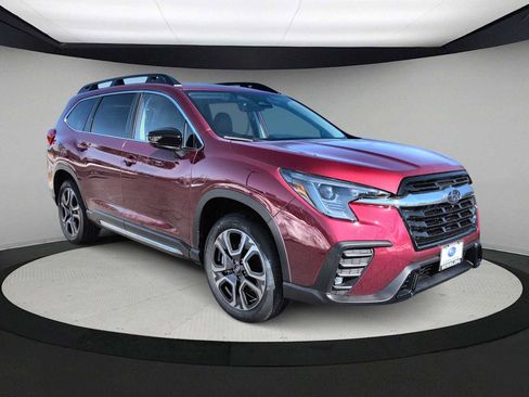 New 2026 Subaru Ascent Limited image 2