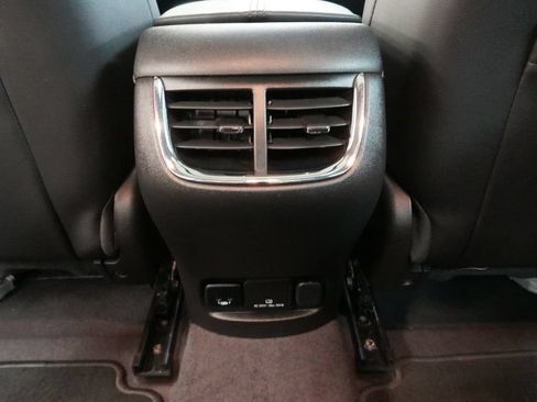 Used 2017 Chevrolet Malibu LT w/ Leather Package FWD image 30