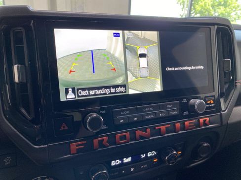 Used 2025 Nissan Frontier PRO-4X w/ Pro Premium Package AWD/4WD image 24