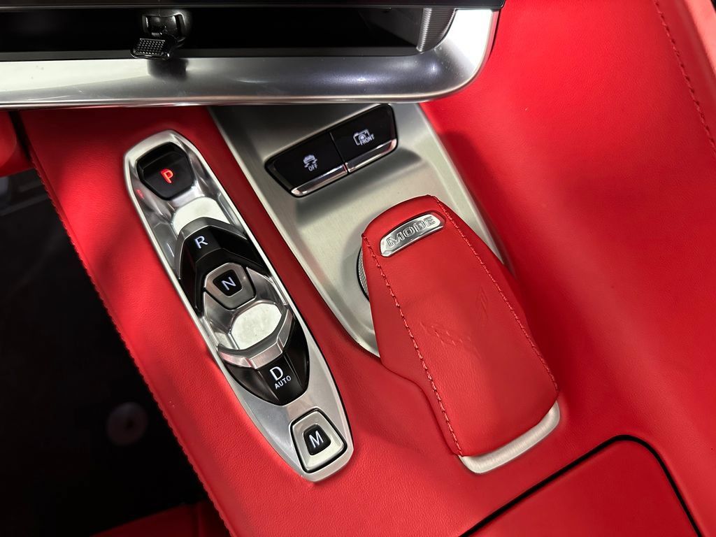 Used 2024 Chevrolet Corvette Stingray Premium Conv w/ Z51 Performance Package RWD image 20