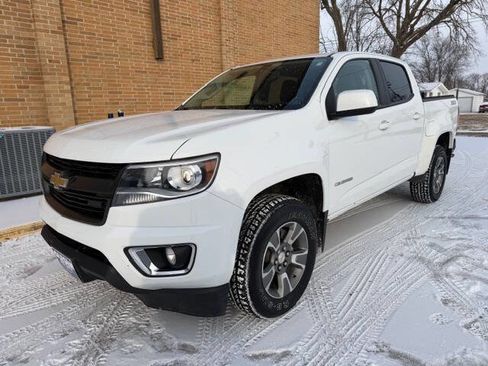 Used 2018 Chevrolet Colorado Z71 image 2