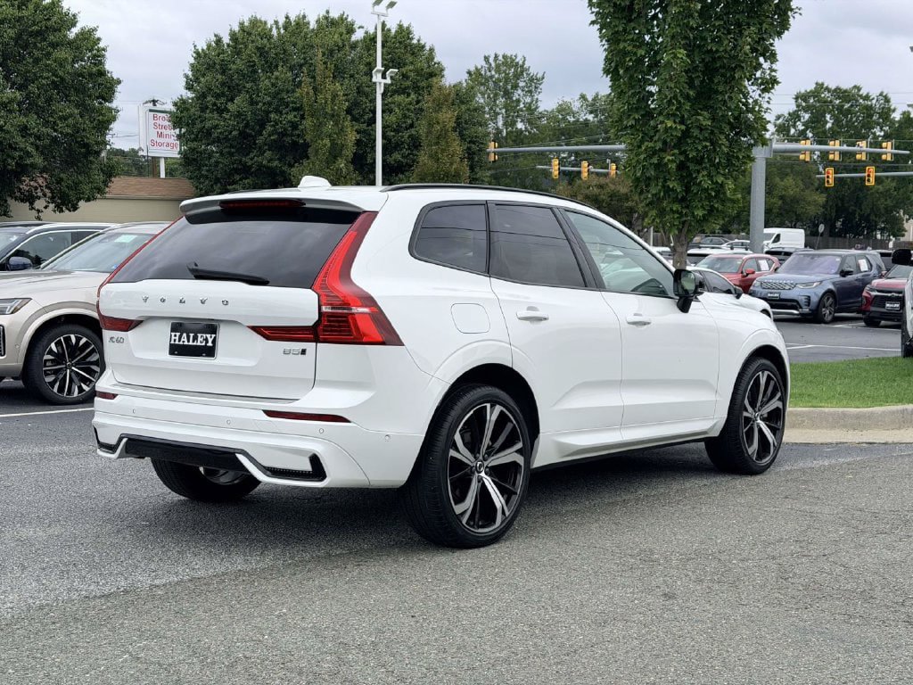 Used 2024 Volvo XC60 B5 Ultimate w/ Protection Package Premier AWD/4WD image 22
