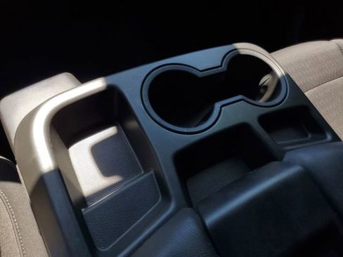 Certified 2022 Chevrolet Silverado 1500 Custom image 24