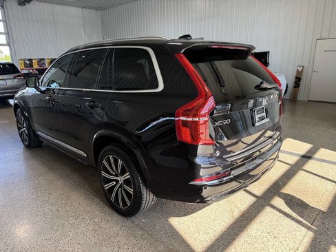 Used 2024 Volvo XC90 B6 Core w/ Protection Package Premier image 16