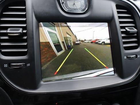 Used 2018 Chrysler 300 S w/ 300S Premium Group image 20