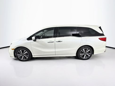 Used 2019 Honda Odyssey Elite image 4