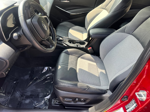 Certified 2025 Toyota Corolla XSE FWD image 31