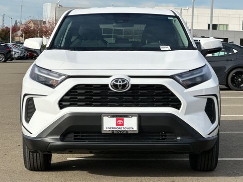 New 2025 Toyota RAV4 LE image 8