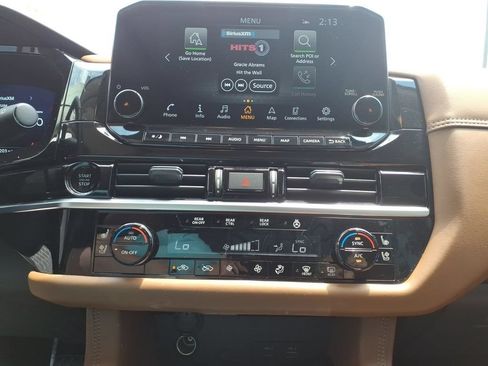 Used 2025 Nissan Pathfinder Platinum w/ Cargo Package AWD/4WD image 20