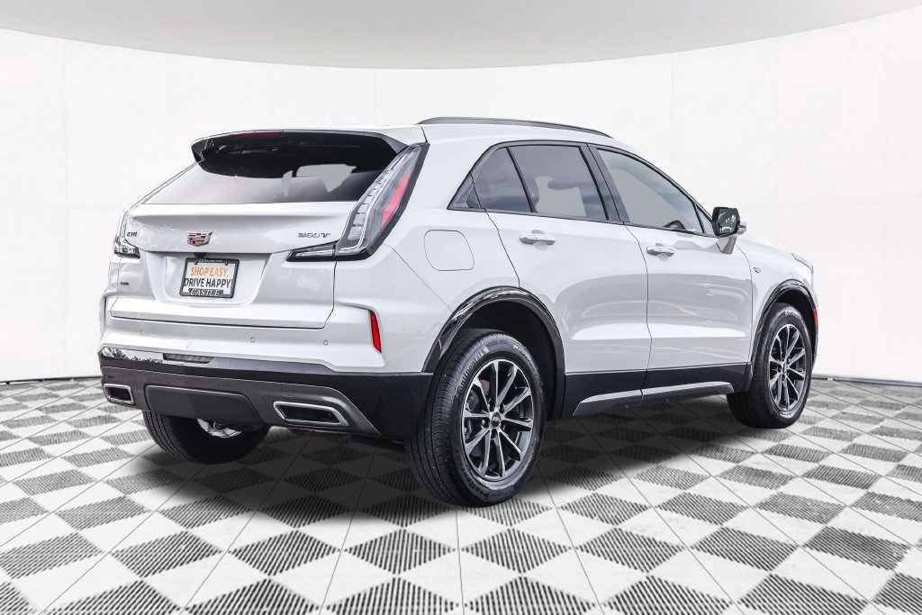 Used 2024 Cadillac XT4 Sport w/ Cold Weather Package AWD/4WD image 15