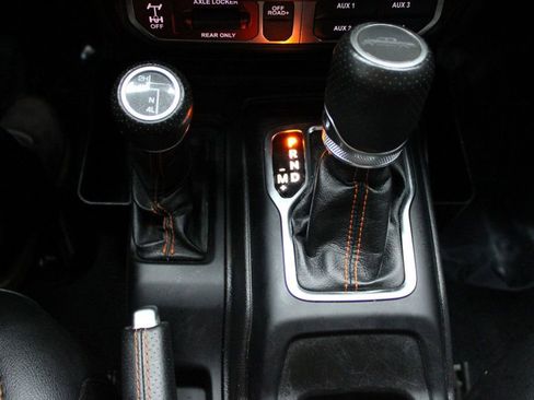 Used 2021 Jeep Gladiator Mojave image 23