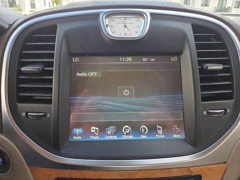 Used 2012 Chrysler 300 C image 28