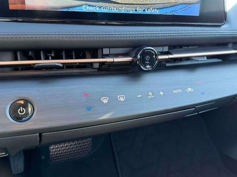 Certified 2023 Nissan Ariya FWD image 27
