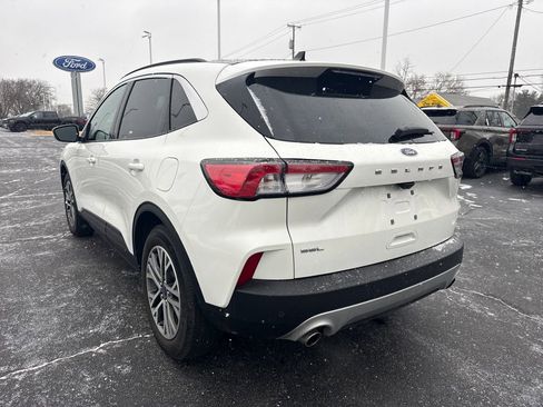 Used 2022 Ford Escape SEL image 9