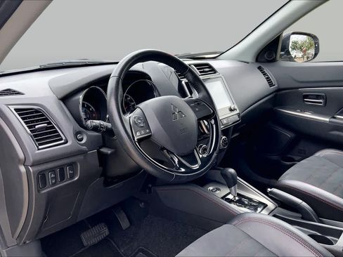 Used 2024 Mitsubishi Outlander Sport SE AWD/4WD image 17