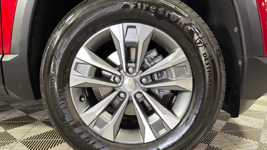 Certified 2026 Chevrolet Equinox LT w/ Safety and Technology Package FWD image 37