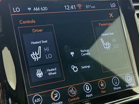 Used 2021 Jeep Grand Cherokee Laredo X image 24