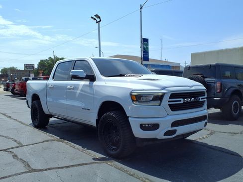Used 2023 RAM 1500 Laramie AWD/4WD image 15