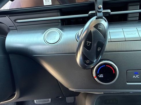 New 2026 Hyundai Kona SE image 29