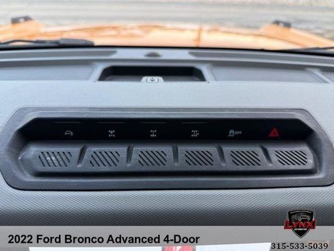 Used 2022 Ford Bronco Badlands w/ Sasquatch Package image 22