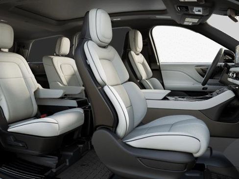 New 2026 Lincoln Aviator Black Label AWD/4WD image 6