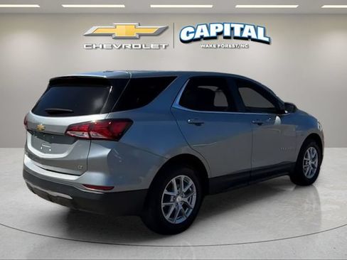 Used 2024 Chevrolet Equinox LT FWD image 6