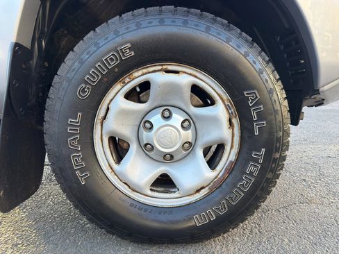 Used 2014 Toyota Tacoma 4x4 Double Cab w/ SR5 Package image 9