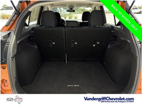 Used 2024 Nissan Kicks SV FWD image 29