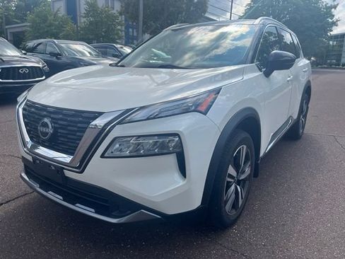 Used 2023 Nissan Rogue SL AWD/4WD image 7