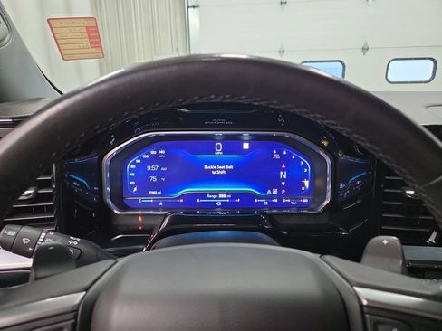 Used 2023 Chevrolet Silverado 1500 LT AWD/4WD image 22