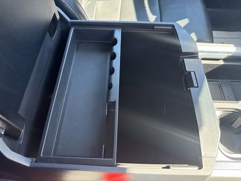 Used 2024 Ford F250 Lariat w/ Lariat Ultimate Package image 25