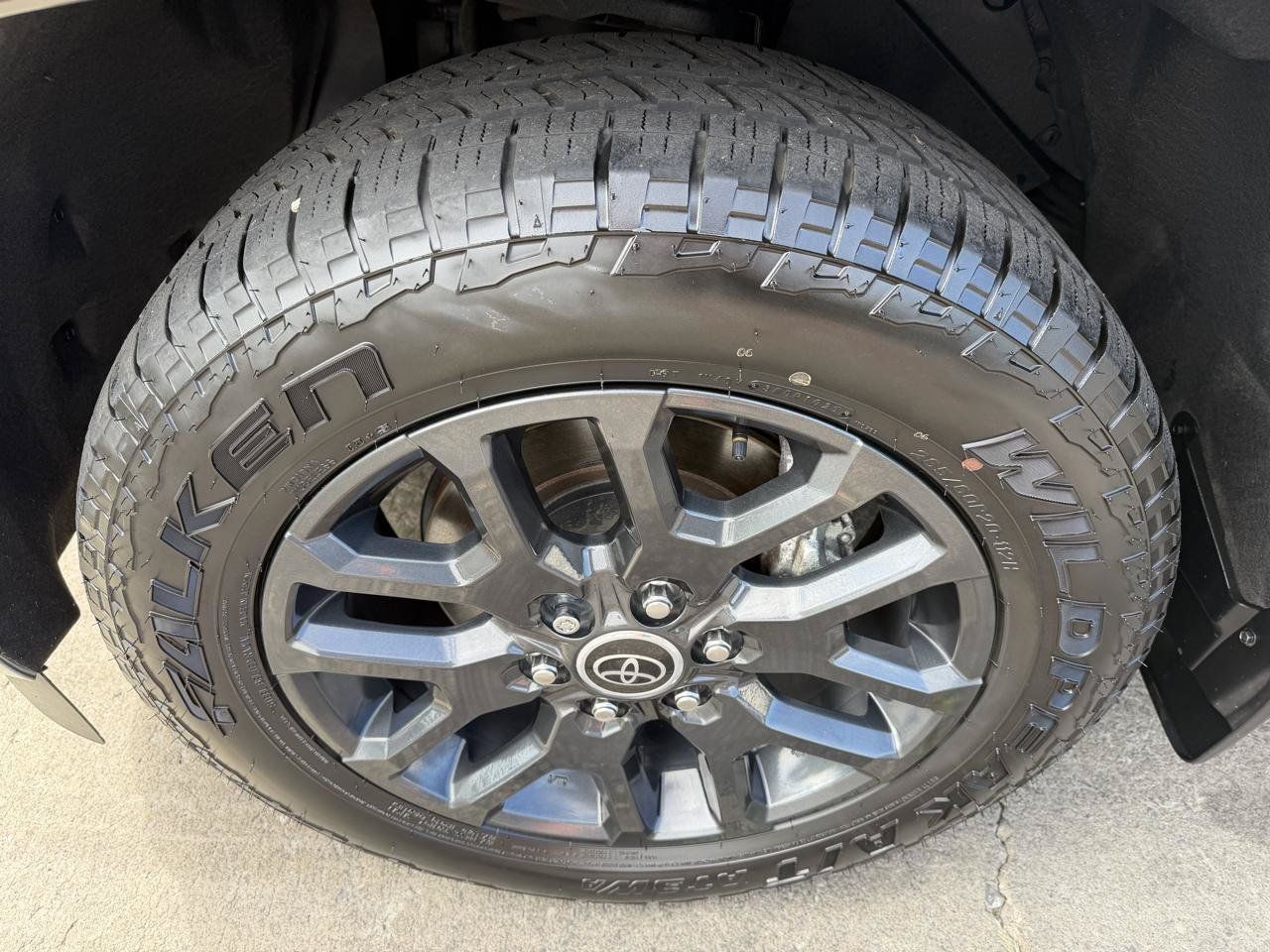 Used 2023 Toyota Sequoia Platinum AWD/4WD image 23