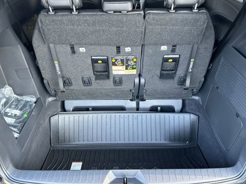 New 2026 Toyota Sienna Platinum AWD/4WD image 26