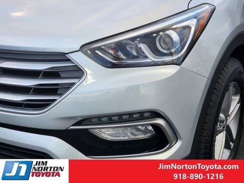 Used 2018 Hyundai Santa Fe Sport w/ 2.4L Value Package 02 image 10