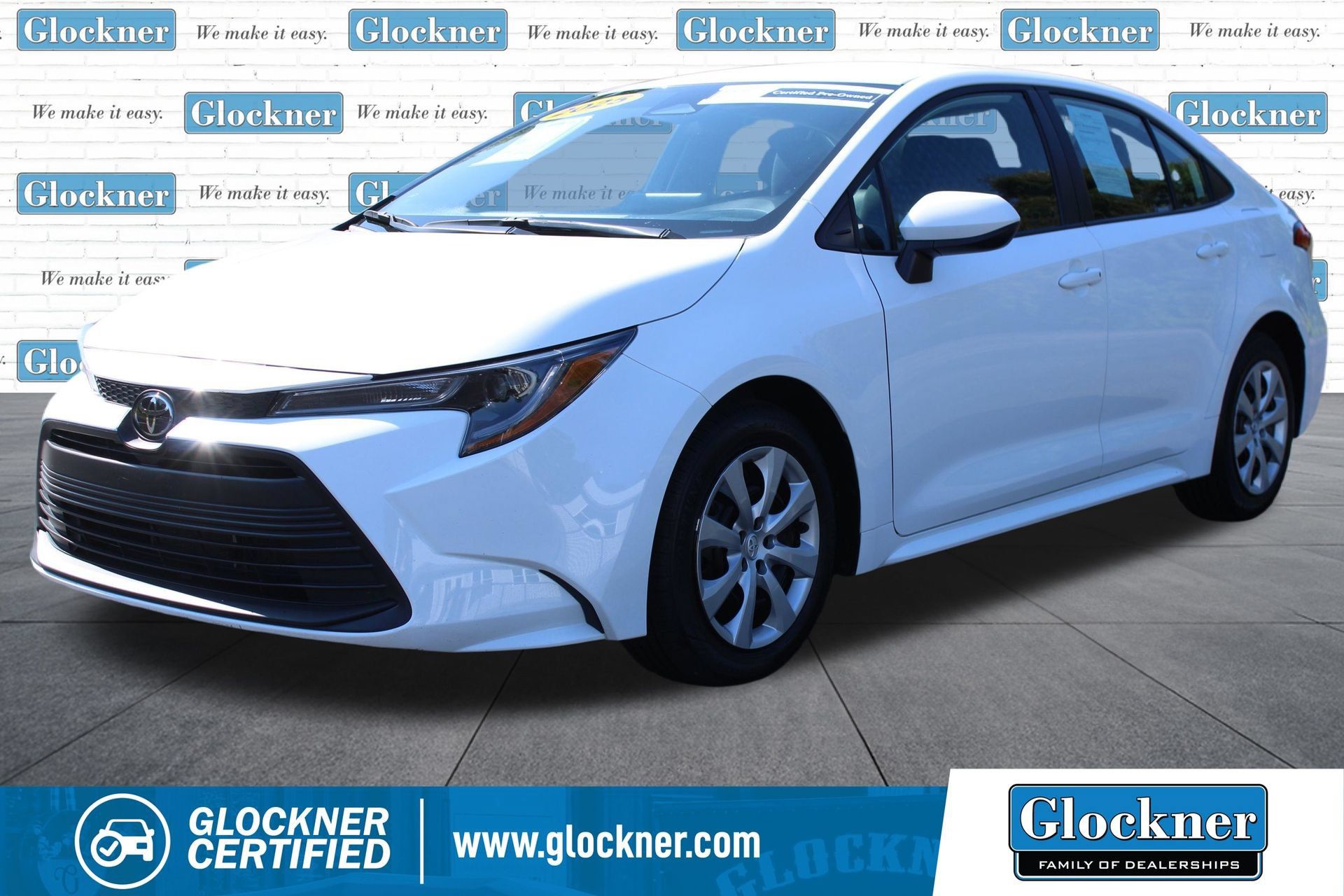 Used 2025 Toyota Corolla LE FWD image 1