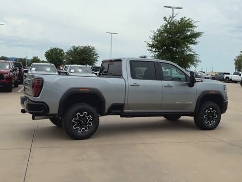 New 2026 GMC Sierra 2500 AT4X AWD/4WD image 2