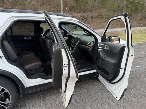 Used 2013 Ford Explorer Sport image 20