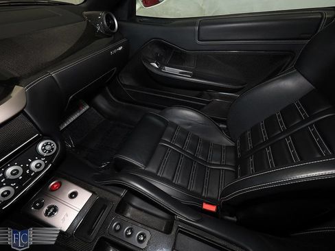 Used 2011 Ferrari 599 GTB Fiorano RWD image 30