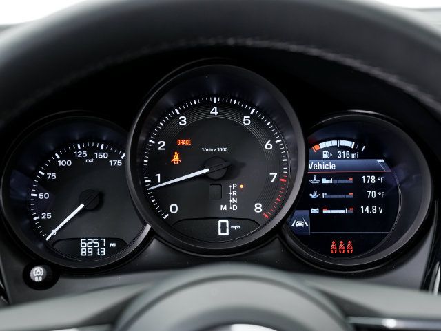 Certified 2026 Porsche Macan AWD/4WD image 16