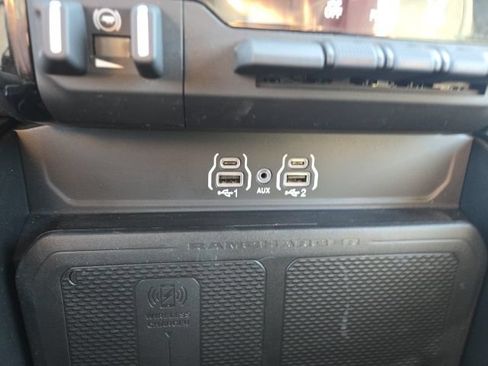 Used 2025 RAM 1500 Big Horn AWD/4WD image 12
