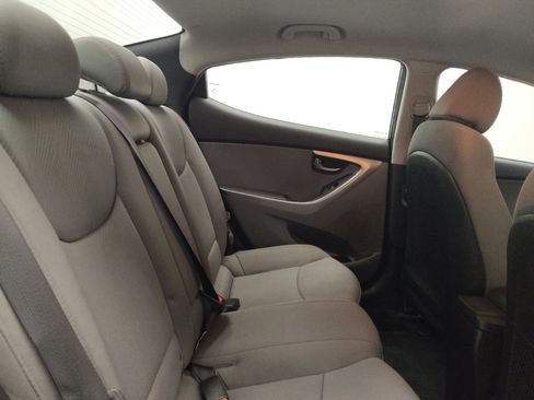 Used 2013 Hyundai Elantra GLS w/ Preferred Pkg image 19