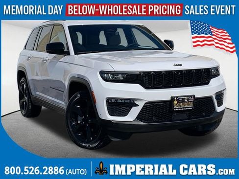 Used 2023 Jeep Grand Cherokee Limited w/ Luxury Tech Group II AWD/4WD image 1