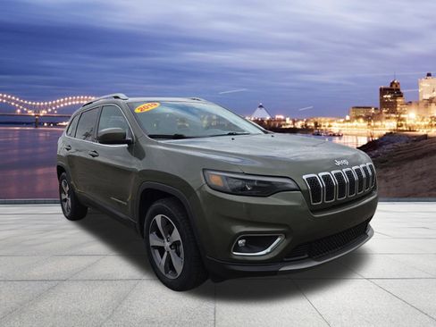 Used 2019 Jeep Cherokee Limited image 4