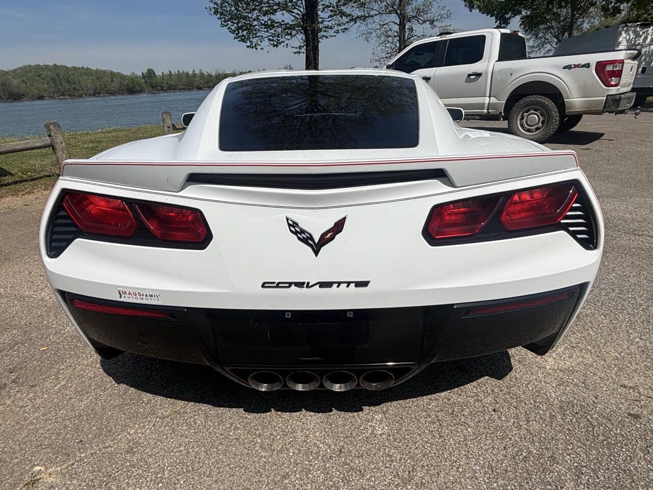 Used 2016 Chevrolet Corvette Stingray Coupe w/ Carbon Flash Badge Package RWD image 29