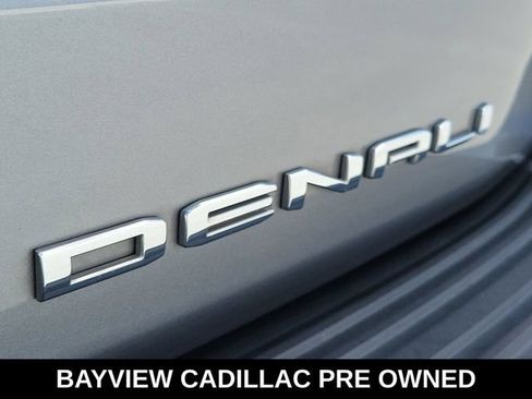 Used 2022 GMC Yukon Denali AWD/4WD image 11