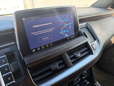 Used 2021 Chevrolet Tahoe LT w/ Luxury Package image 23