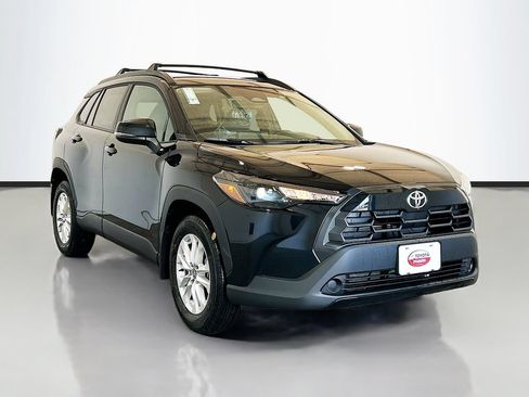 New 2026 Toyota Corolla Cross LE FWD image 3