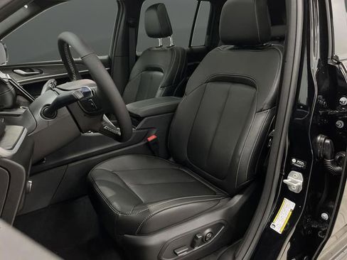 New 2025 Jeep Grand Cherokee Limited w/ Trailer Tow Package image 4